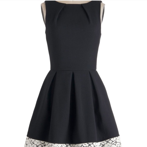 Closet London • skater dress with lace - Picture 8 of 8
